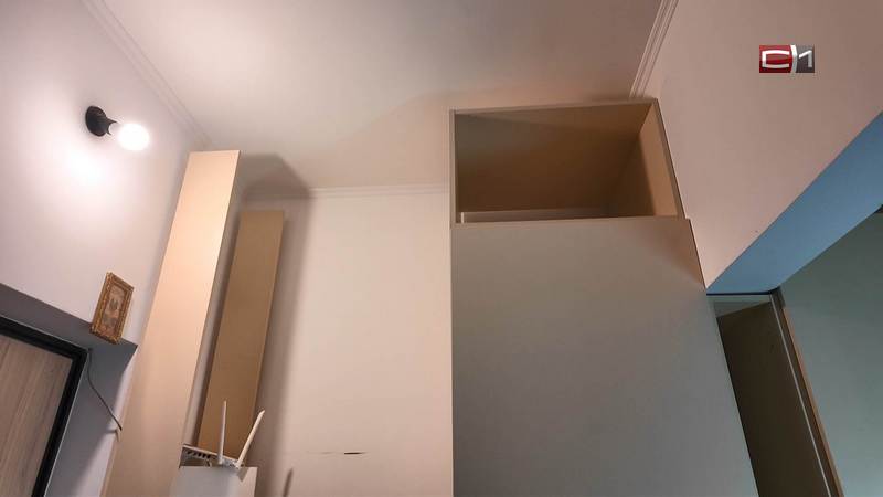 «Обещали за 3 дня»: жительница Белого Яра полтора месяца ждет установку мебели