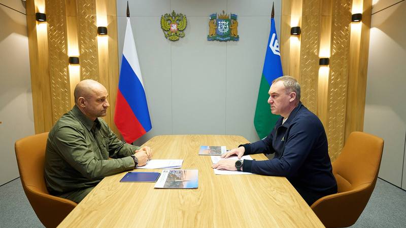 Руслан Кухарук и Артем Жога обсудили социально-экономическое развитие Югры