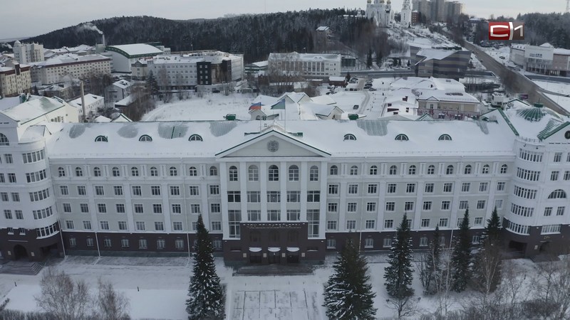 Выпускники югорского вуза находят работу чаще других россиян