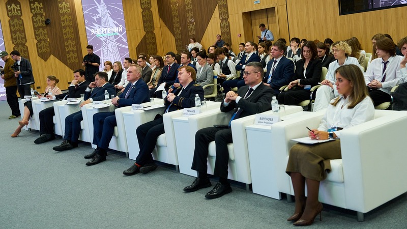 Нужны новые люди и мозги: вопросы подготовки кадров обсуждались на форуме в Югре