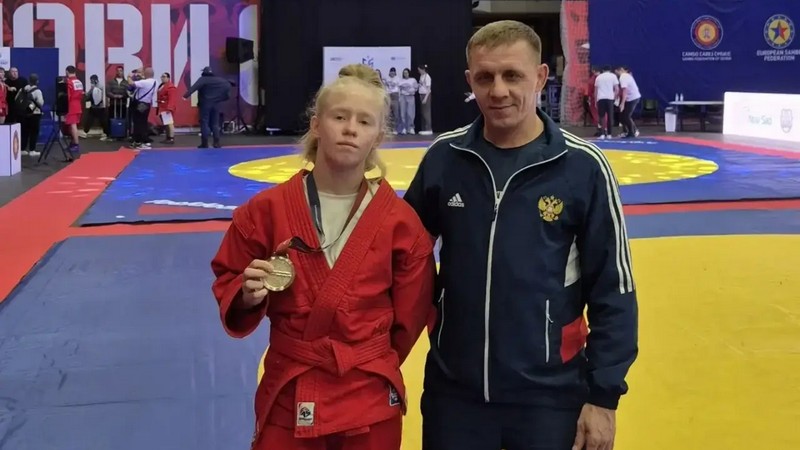 Юная самбистка из Югры покорила Европу