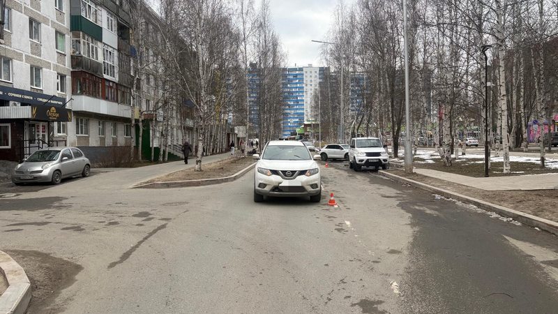 Семилетний ребенок попал под колеса автомобиля в Югре