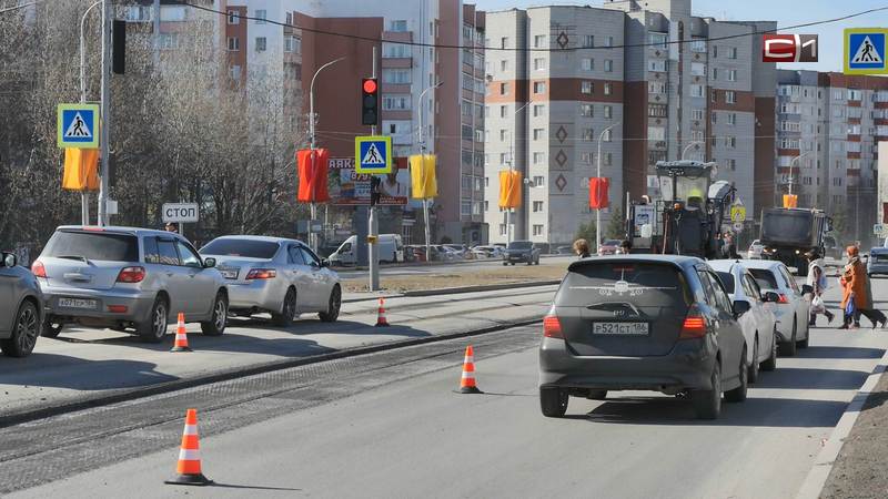 Сургутские дорожники устранят колейность на главных городских магистралях