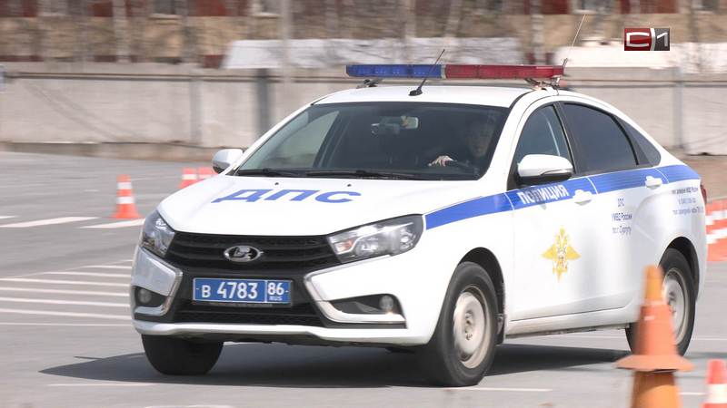 Югорские автоинспекторы поборолись за звание лучшего сотрудника ДПС