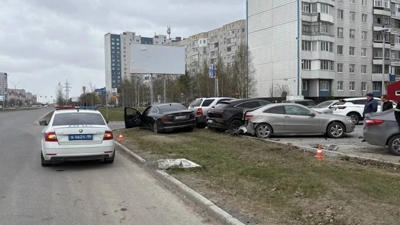 Нетрезвый водитель устроил массовую аварию в Югре