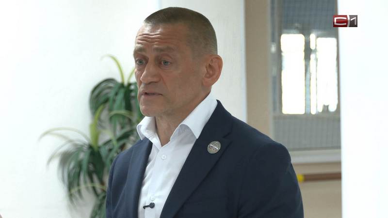 Депутат окружной думы Дмитрий Аксенов посетил Сургут с рабочим визитом
