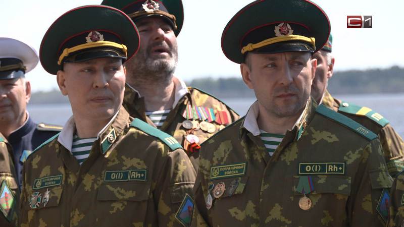 День пограничника торжественно отметили на набережной Сургута 
