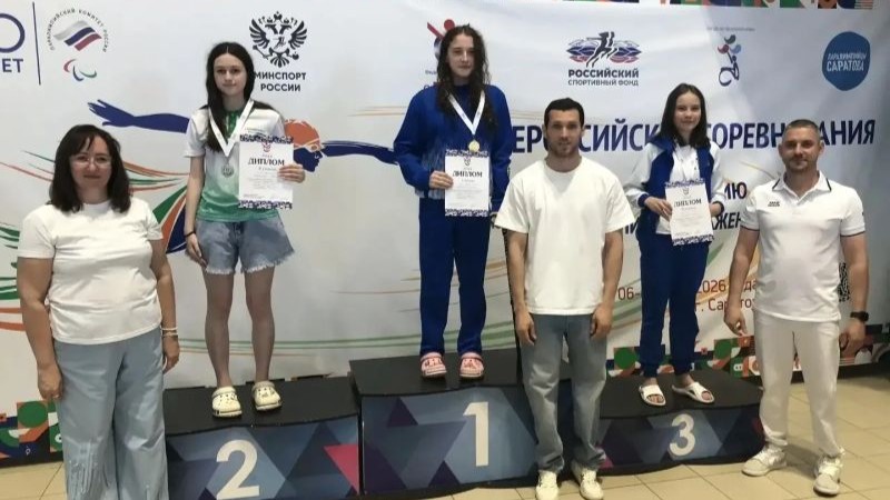 Спортсменка из Сургута завоевала две медали в дисциплинах по плаванию