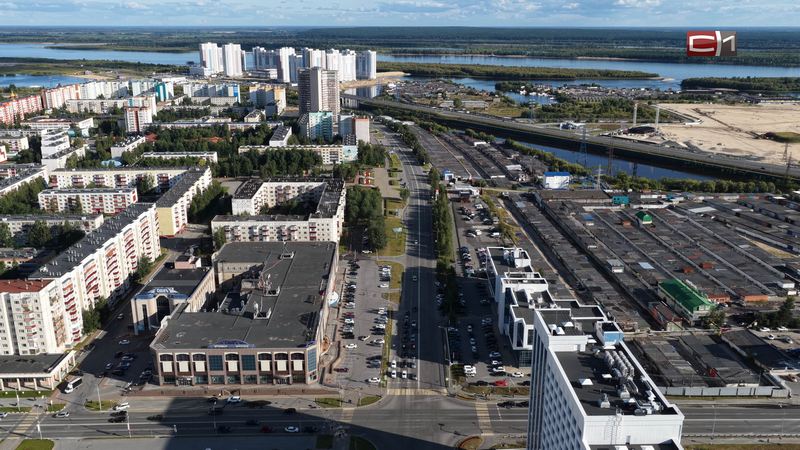 В Сургуте приступили к ремонту крыш панельных домов