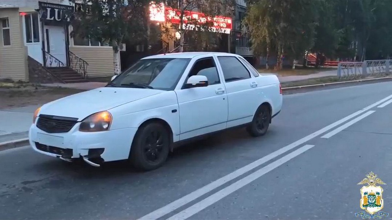 Два автомобиля сбили одного пешехода в Югре — мужчина погиб