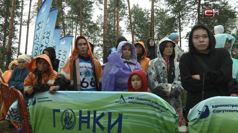 Около 300 человек посетило традиционные гонки на обласах в Тром-Агане
