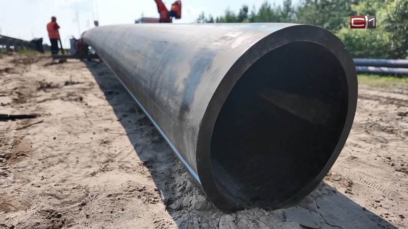 Коллектор и 12 километров канализационных сетей обновят в Сургуте 