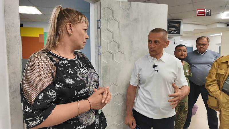 Дмитрию Аксёнову рассказали о работе нового молодежного центра в Федоровском