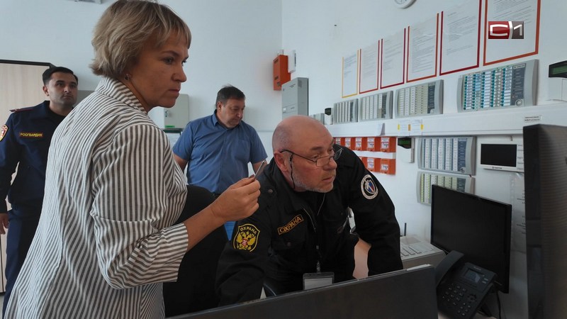 В Сургуте начались проверки избирательных участков на предмет безопасности