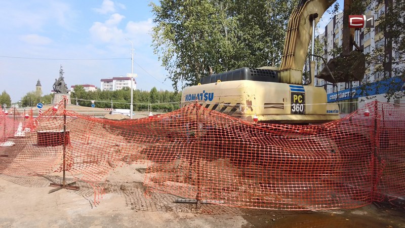 Вода будет уходить быстрее: завершается ремонт у кольца на Ленина в Сургуте