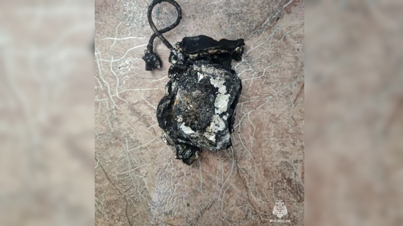 Пожар вспыхнул в квартире в Югре из-за неисправного пауэрбанка