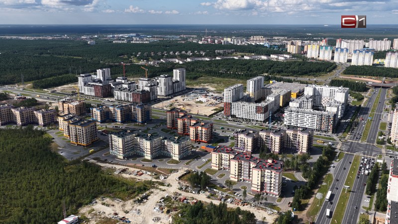 Жительница Сургута стажа жертвой хулиганов, бросающих из окон пакеты с водой