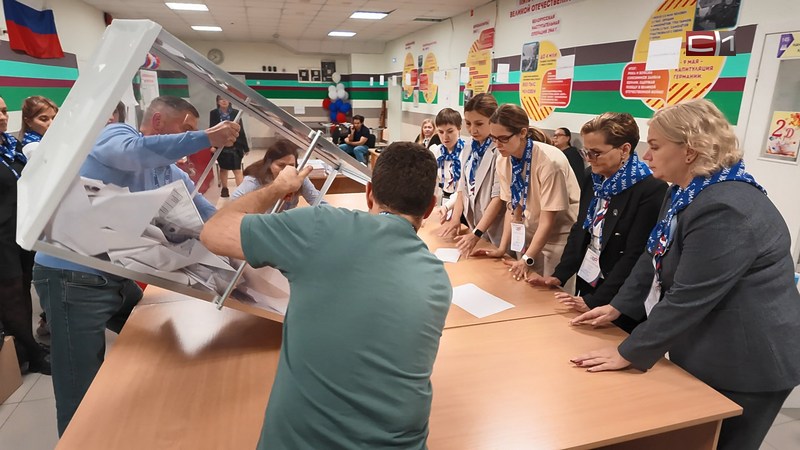 За закрытыми дверями: как в Сургуте проходил подсчет голосов после выборов