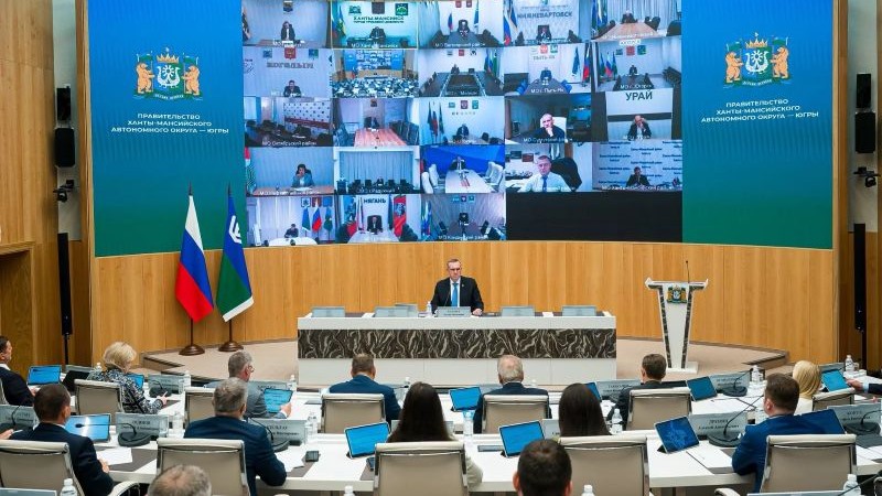 Губернатор Югры поблагодарил глав муниципалитетов за слаженную работу на выборах