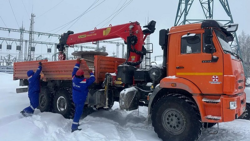 Из-за непогоды оборвало провода в дачных кооперативах Сургута