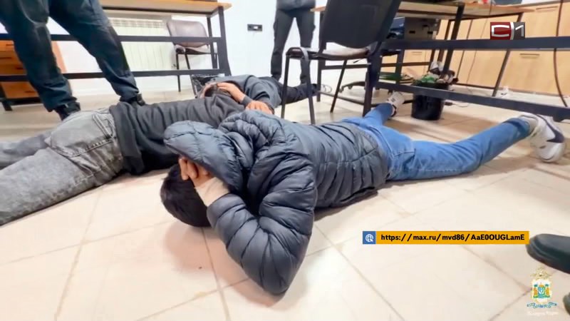 Незаконно легализовали мигрантов: в Югре задержали пятерых местных жителей