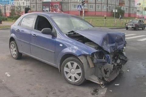 В центре Сургута произошла авария