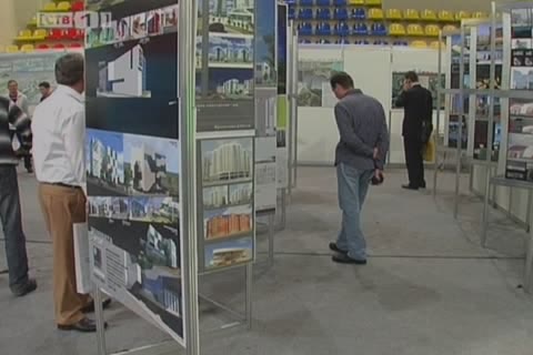 В Сургуте открылась выставка «Архитектура и градостроительство»
