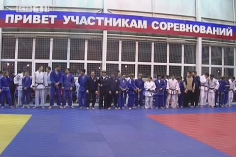 Сургутские дзюдоисты заняли 2-е место на окружном первенстве