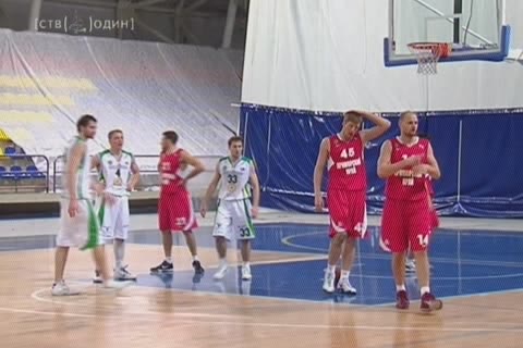 Сургутские баскетболисты начали новый год с побед