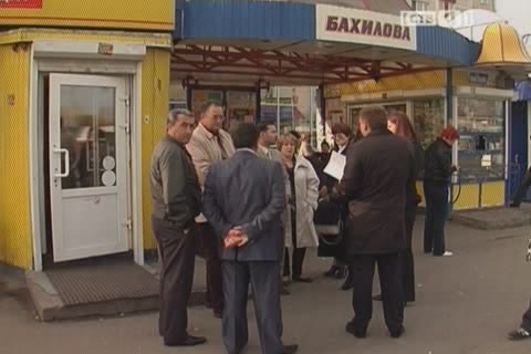 Сургутские предприниматели с боем защищают свои ларьки от сноса