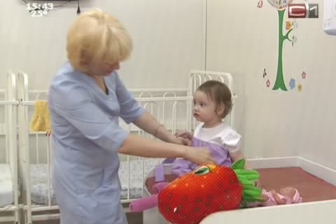Маленьких пациентов КГБ-1 поздравили с праздником
