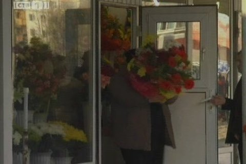 Предпраздничный ажиотаж на цветы: 2,5 тысячи рублей за одну орхидею 
