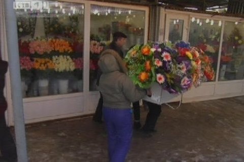 В Сургуте на 7 миллионов ограблен цветочный магазин