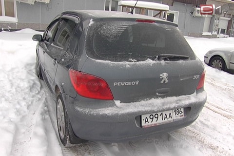 В Сургуте выдают автомобильные номера с трехзначным кодом региона