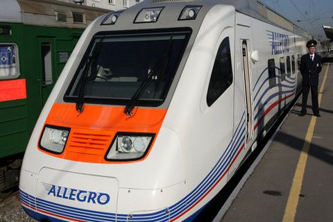 В российских поездах появятся Duty free