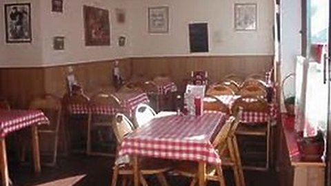 В Сургуте из-за многочисленных нарушений приостановлена деятельность кафе «Каньон»