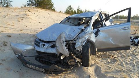  На трассе «Сургут-Сайгатино» 20-летняя автоледи уснула за рулем: автомобиль перевернулся