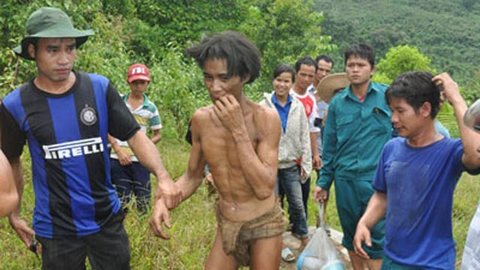 Во Вьетнаме обнаружили мужчину и его сына, которые 40 лет прятались в джунглях от войны