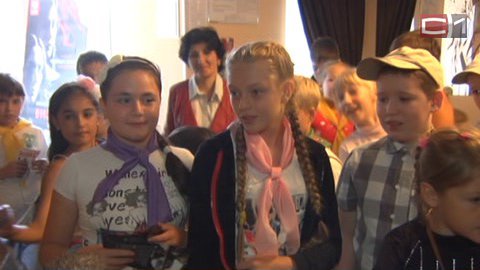 Кинофестиваль «Дух огня детям» в Сургуте уже посетили  более 300 школьников