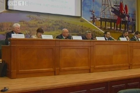 Депутаты сургутской Думы пообщались с нефтяниками