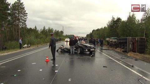 В ДТП на трассе «Сургут - Лянтор» погибли 3 человека. ВИДЕО