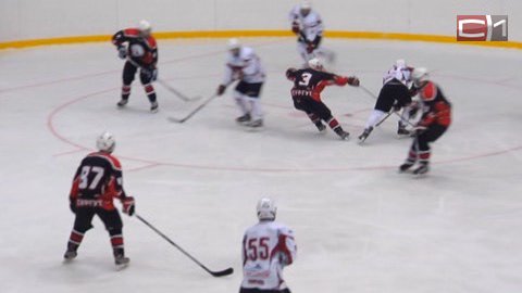 Сургутские хоккеисты открыли первый сезон в юниорской лиге