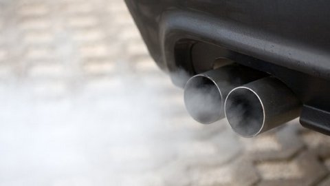 Автомобилистам готовят «экологический налог»
