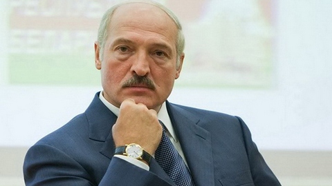 Ударили в грязь лицом. Лукашенко уволил всех, кто развел бардак на деревообрабатывающем заводе
