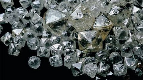 Новосибирские ученые нашли нефть в алмазах и мраморе