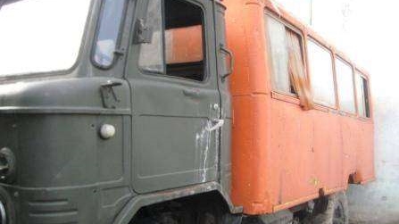 В Сургутском районе слетел в кювет и перевернулся автобус с нефтяниками