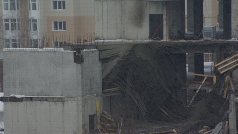 По факту обрушения в строящемся здании «Газпром переработки» начались проверки