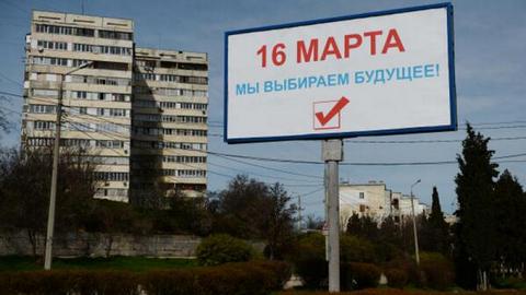 Судьба Крыма решится сегодня: на полуострове проходит всенародный референдум