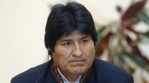 Военные Боливии будут сбивать самолеты наркоторговцев