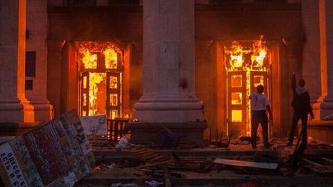 МВД Украины: погибшие в Доме профсоюзов в Одессе сами подожгли здание